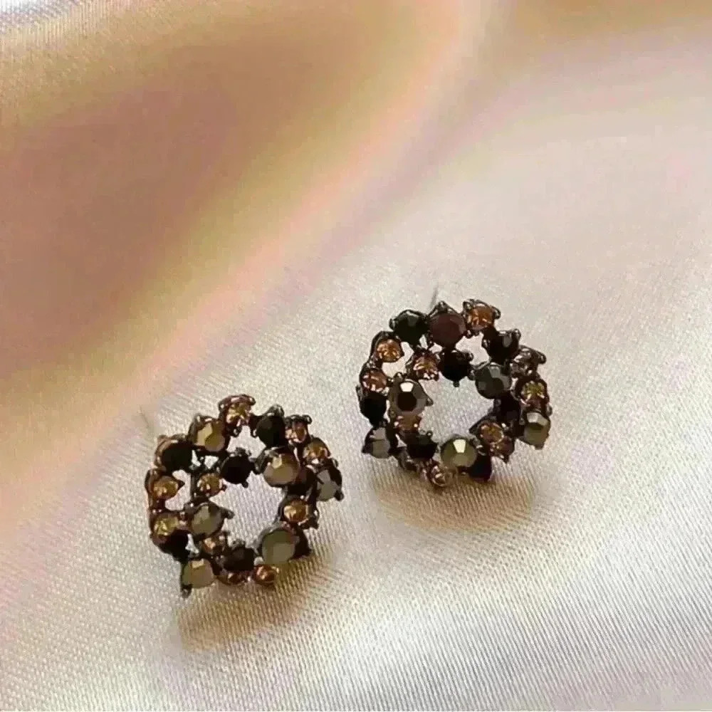 NEW-Black Crystal Wreath Stud Earrings